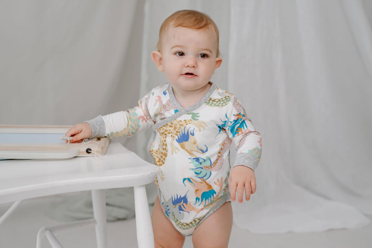 Nest Designs Long Sleeve Onesie (Avocado Bamboo) - Dragon Dance