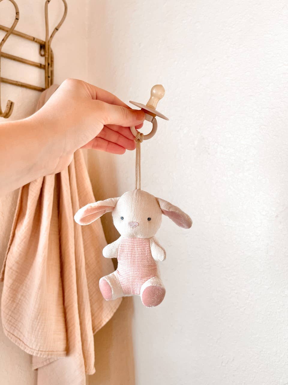 Bitzy Pal Natural Rubber Pacifier & Plush: Cow