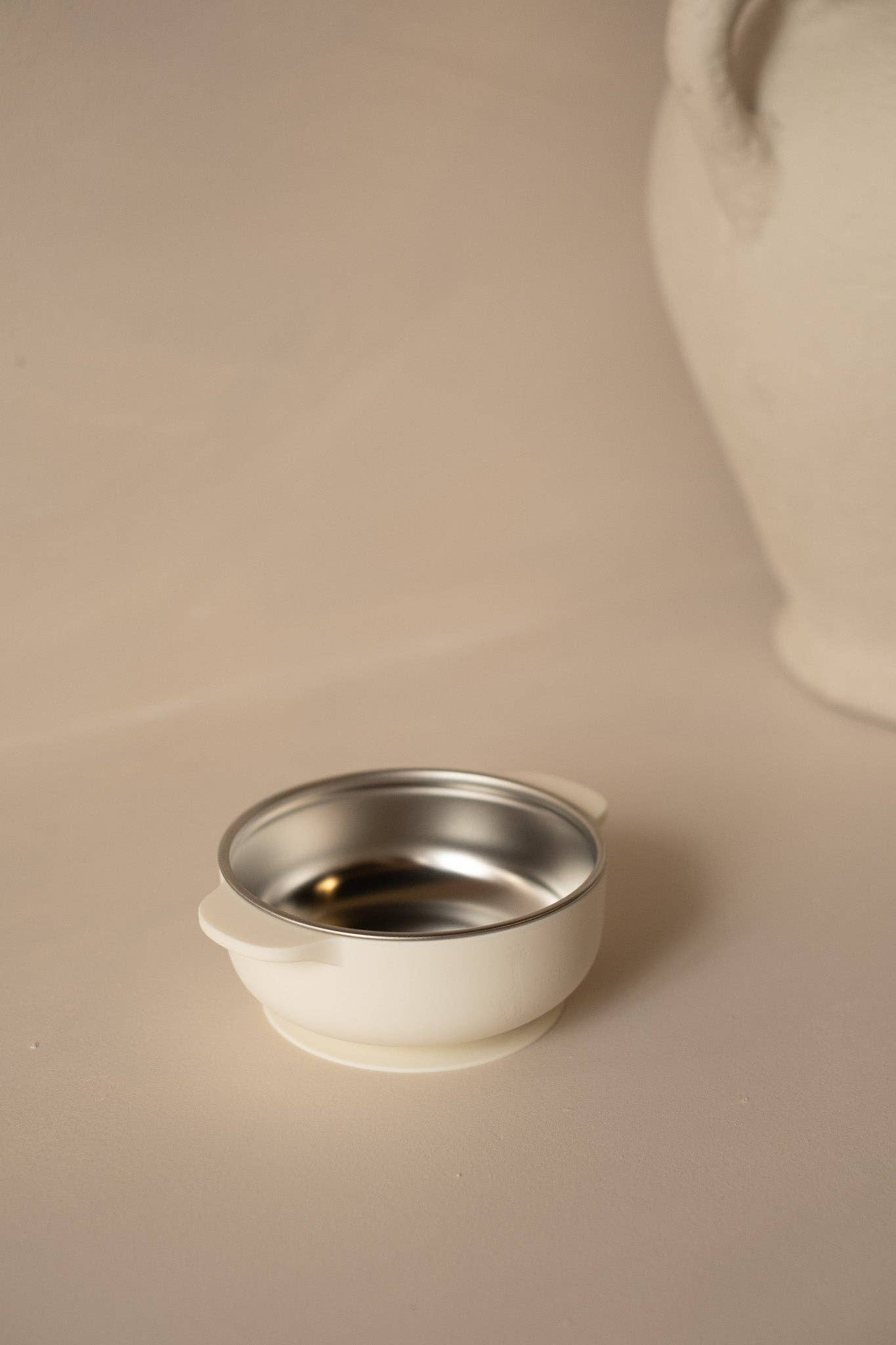 Suction bowl – stainless steel and food‑grade silicone: Vieux rose