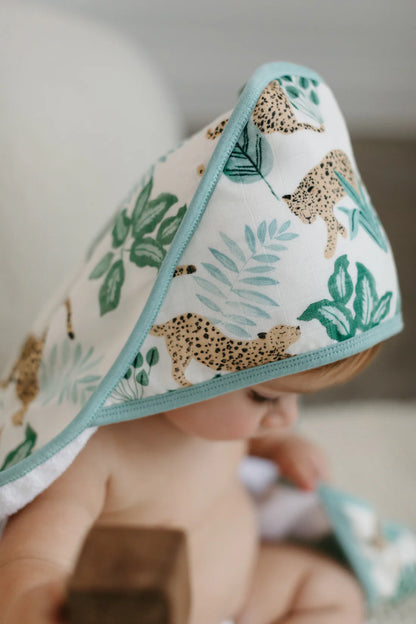 Loulou Lollipop Hooded Towel Set - product photo