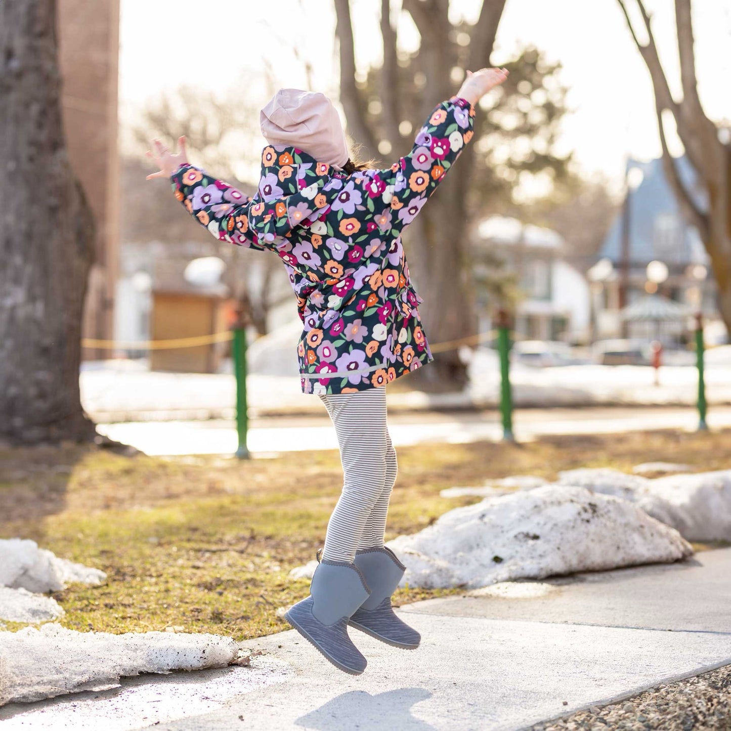 Jan and Jul  | Toasty-Dry Lite Winter Boots