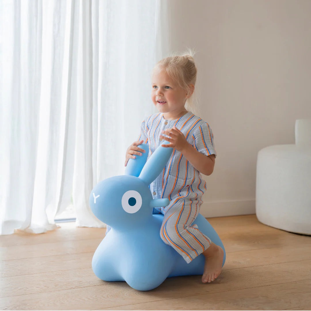 QUUT TOYS Hoppi - Bouncing Bunny