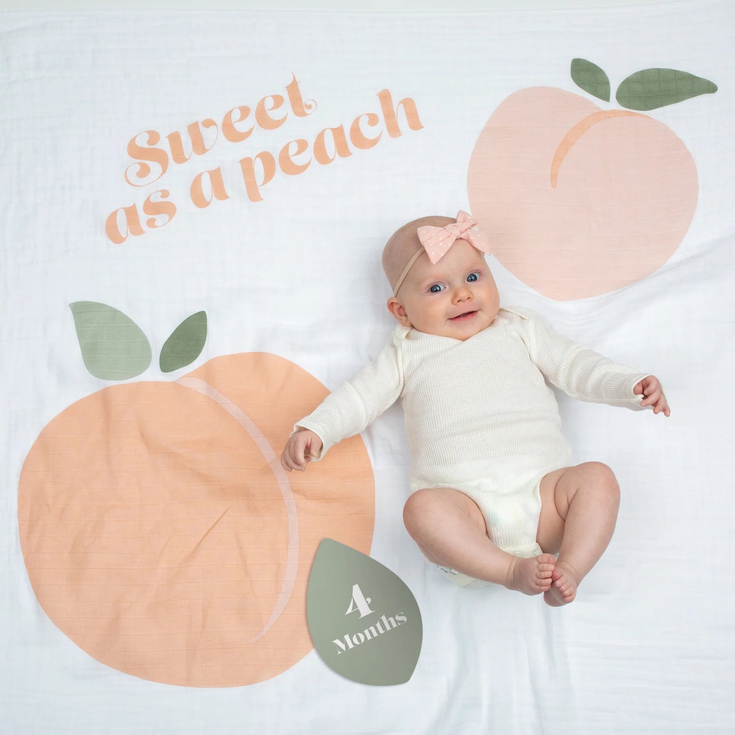 LULUJO Baby's 1st Year Milestone Blanket - Sweet as a Peach