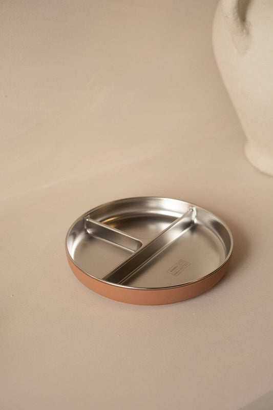 Divided suction plate – stainless steel and food-grade silicone: Caramel