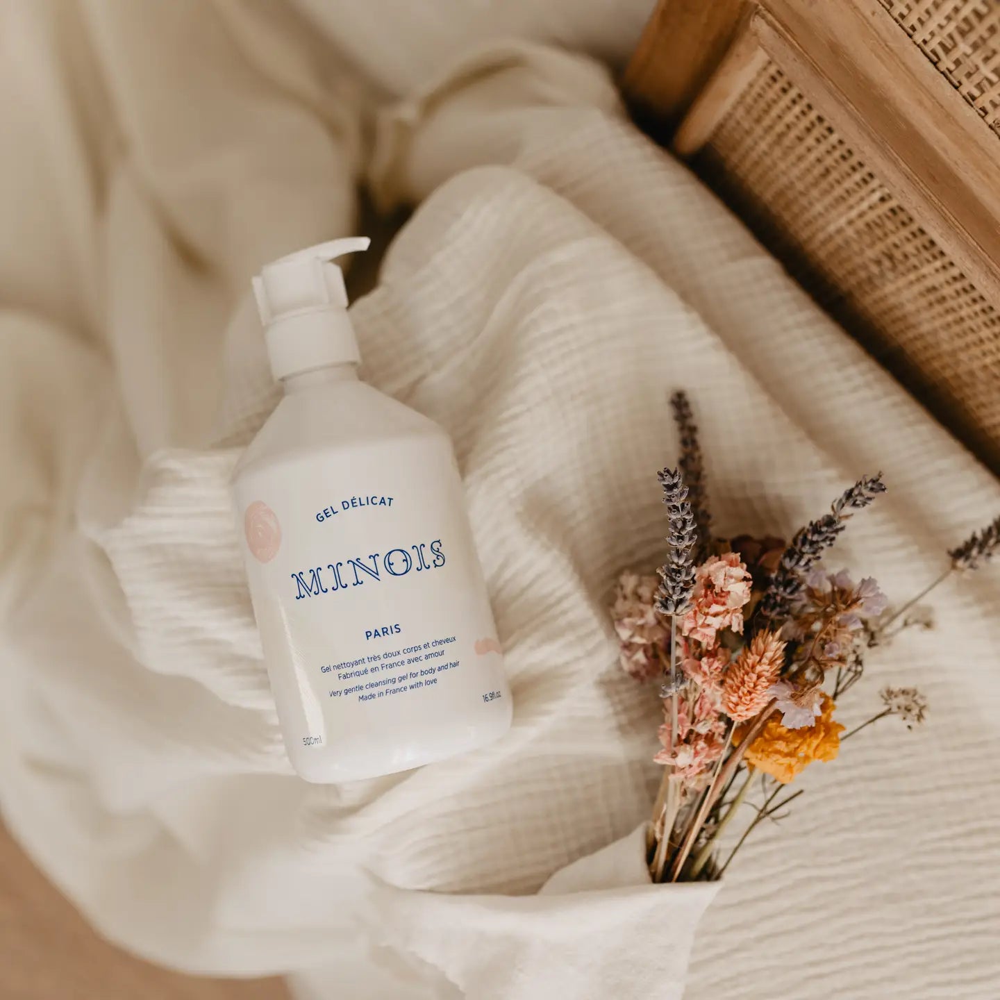 Minois Paris Delicate Gel - Very Gentle Cleansing Gel For Body and Hair