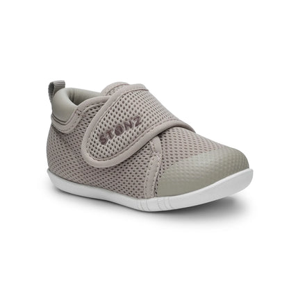 STONZ Cruiser Original Baby Shoes in Dune - three-quarter view