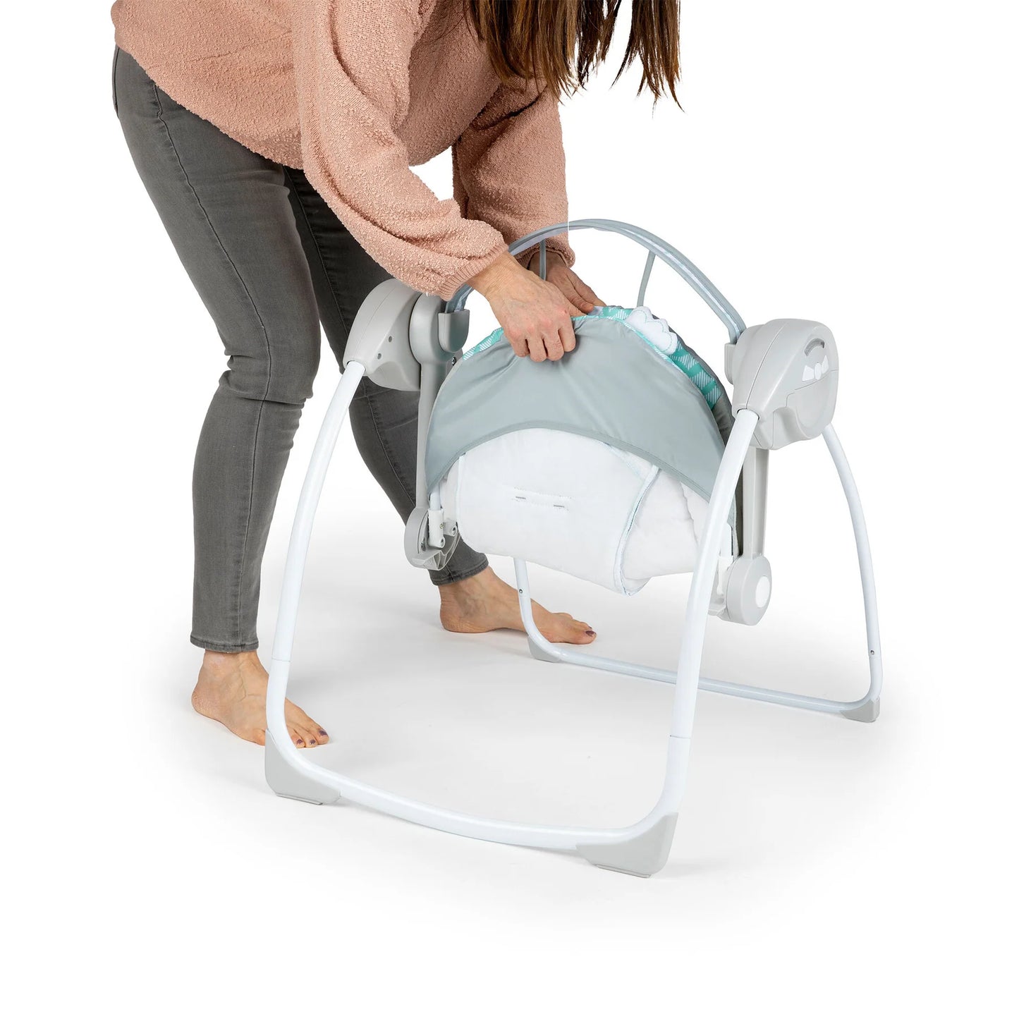 INGENUITY Ity Swingity Swing™ Easy Fold Portable Swing – Goji™