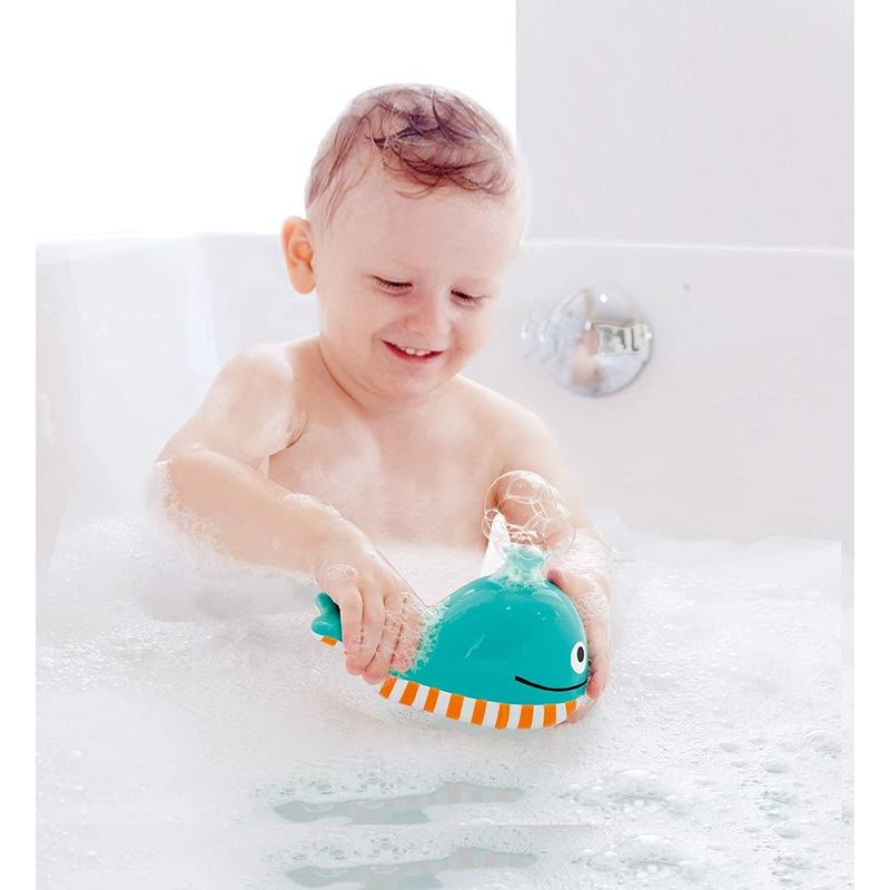 Hape® BUBBLE BLOWING WHALE