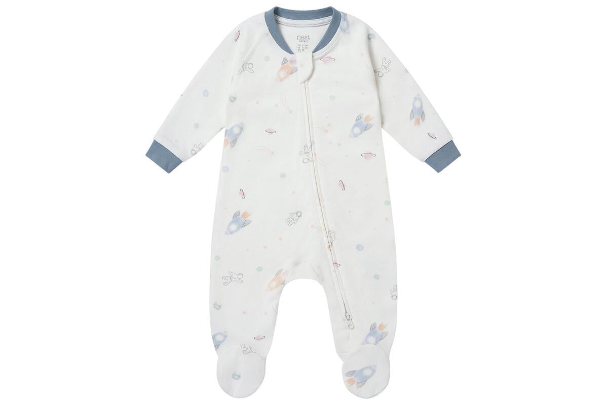 Nest Designs Long Sleeve Footed Sleeper (Organic Cotton) - Up and Away!