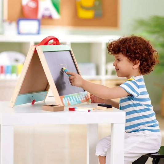 Hape® STORE & GO EASEL