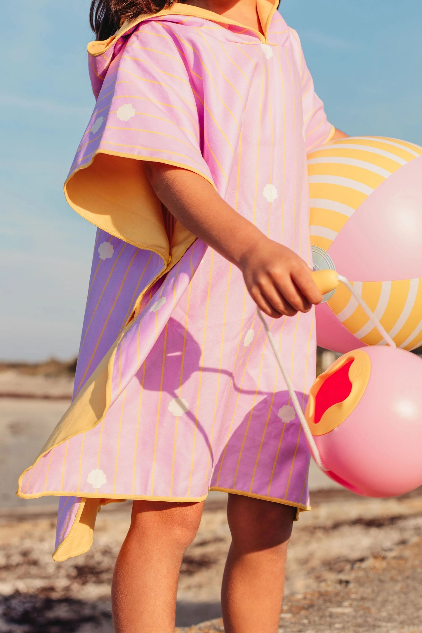 QUUT Beach/Bath Poncho