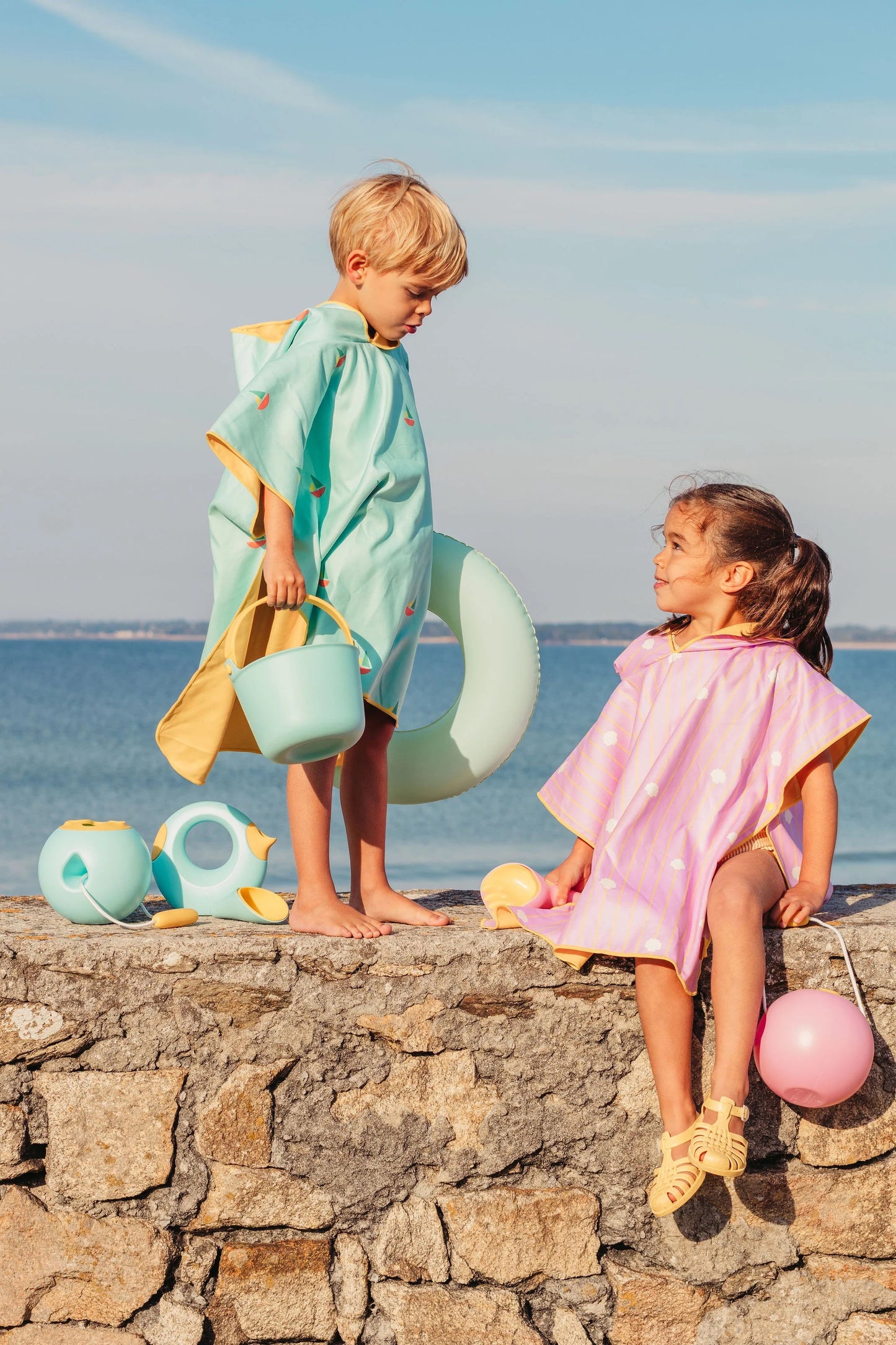QUUT Beach/Bath Poncho