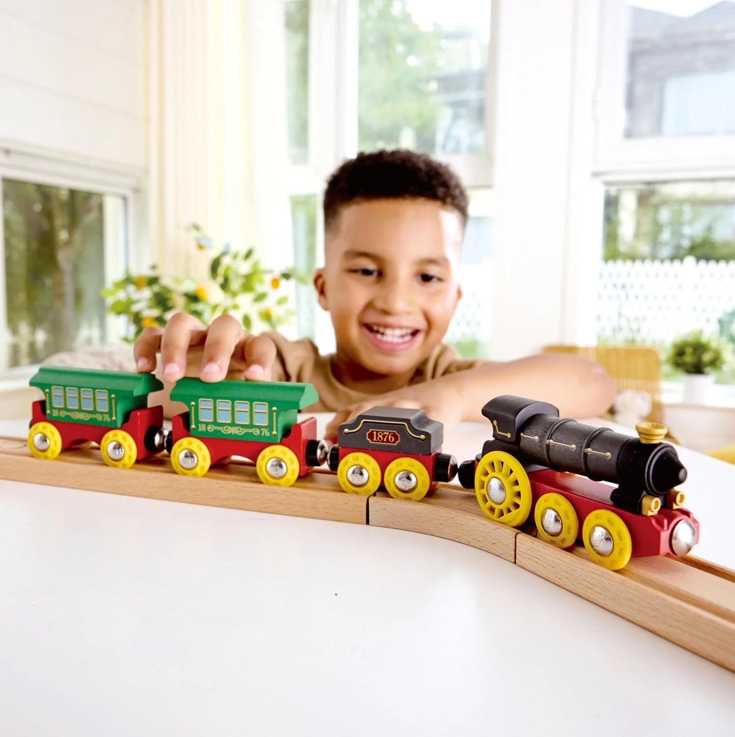 Hape RETRO STEAM TRAIN WITH LIGHTS & SOUNDS