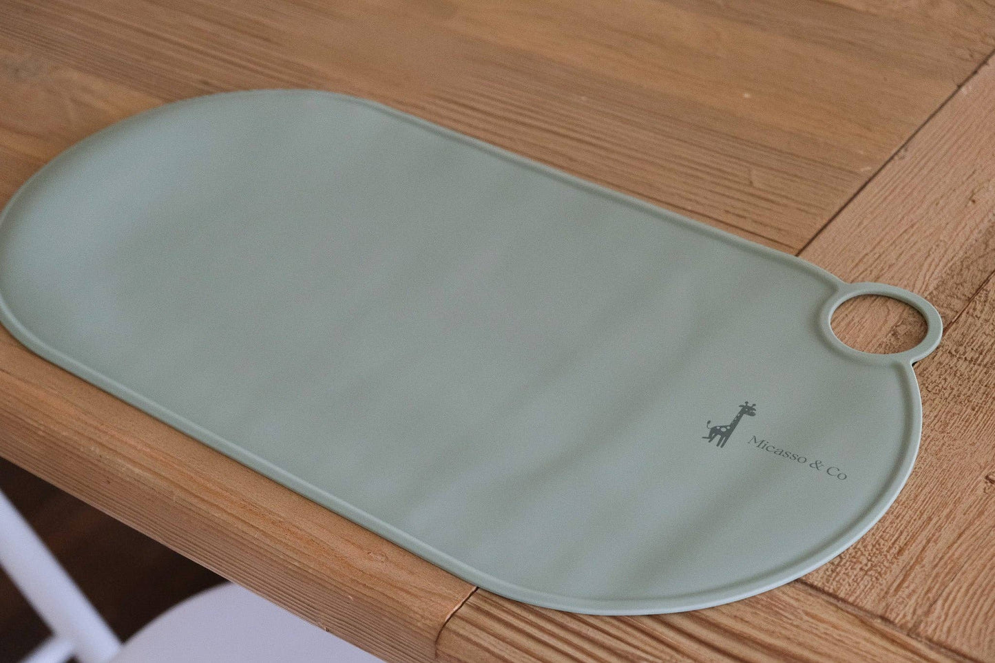 Non-slip and flexible silicone placemat: Toffee