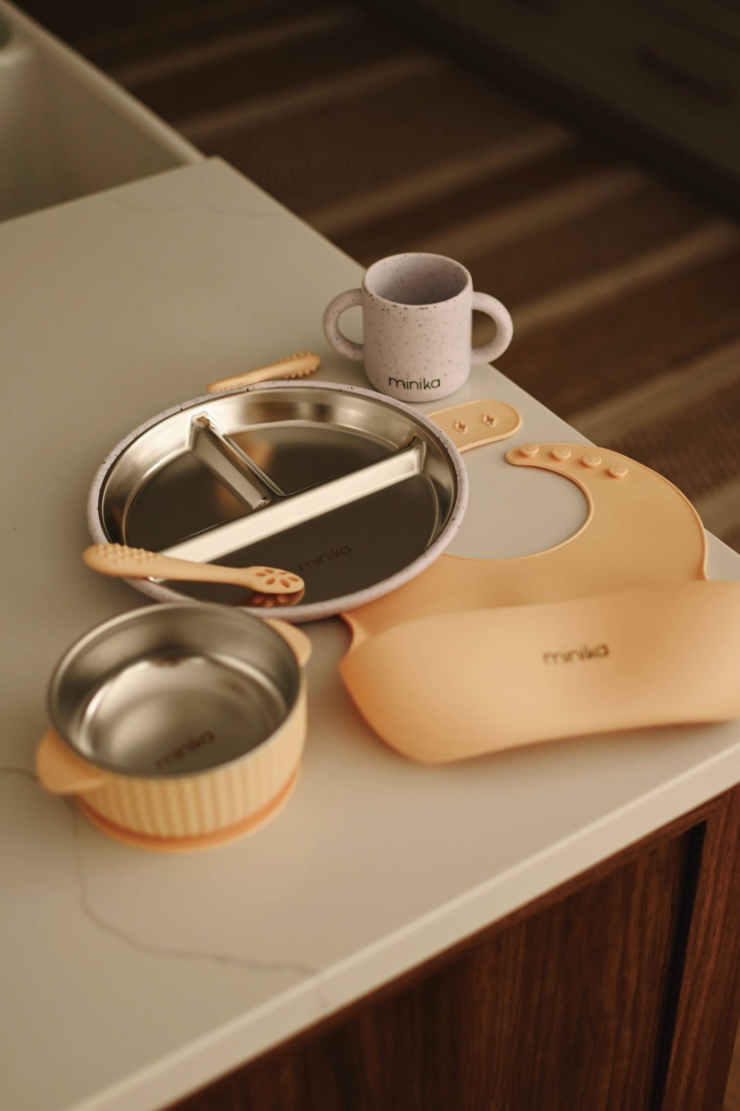 MINIKA Stainless & silicone suction plate