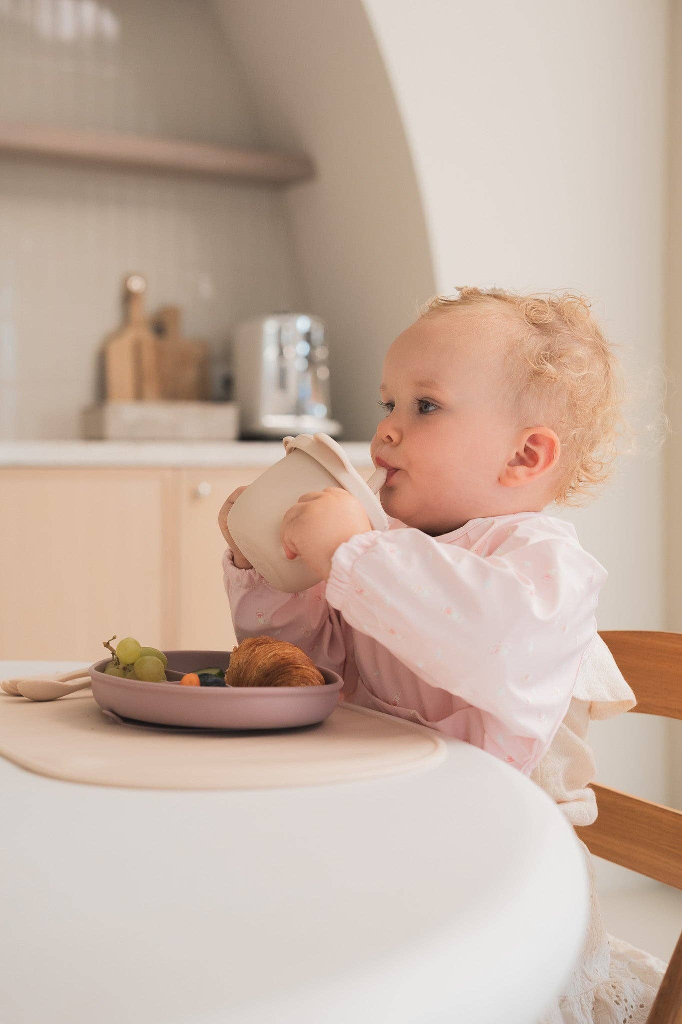 2-in-1 learning cup for snacks and liquids: Mauve