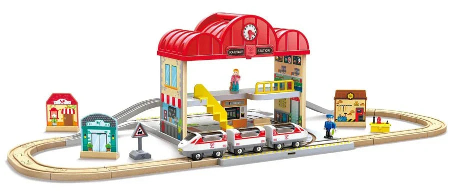 Hape® PORTABLE TRAIN STATION SET